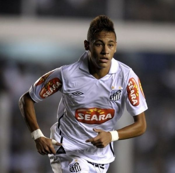 rookie ：Shanji之前被LNG偷家过，我们琢磨一下可以偷了